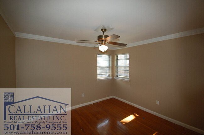 Building Photo - NLR 3 Bedroom