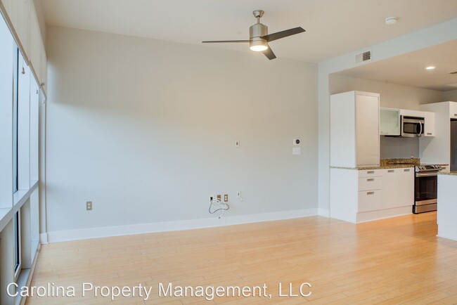 Building Photo - 2 br, 2.5 bath House - 1133 Metropolitan A...