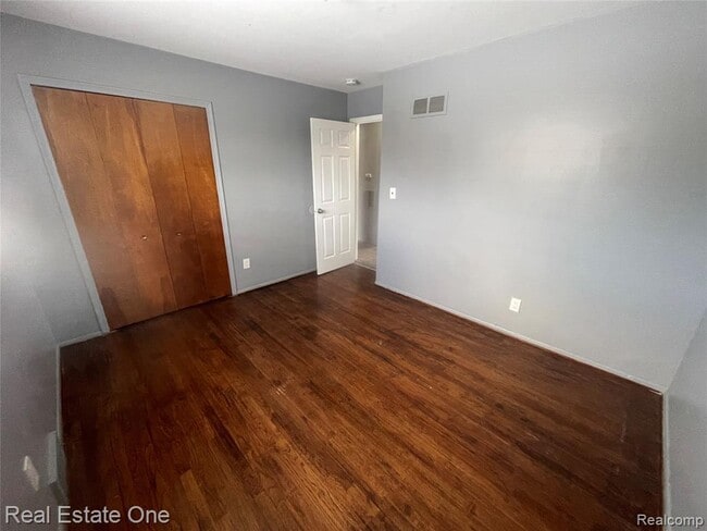 Building Photo - 34639 Richard O Dr