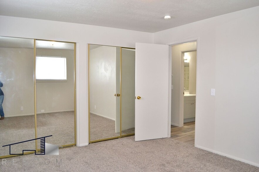 Building Photo - 800 State St