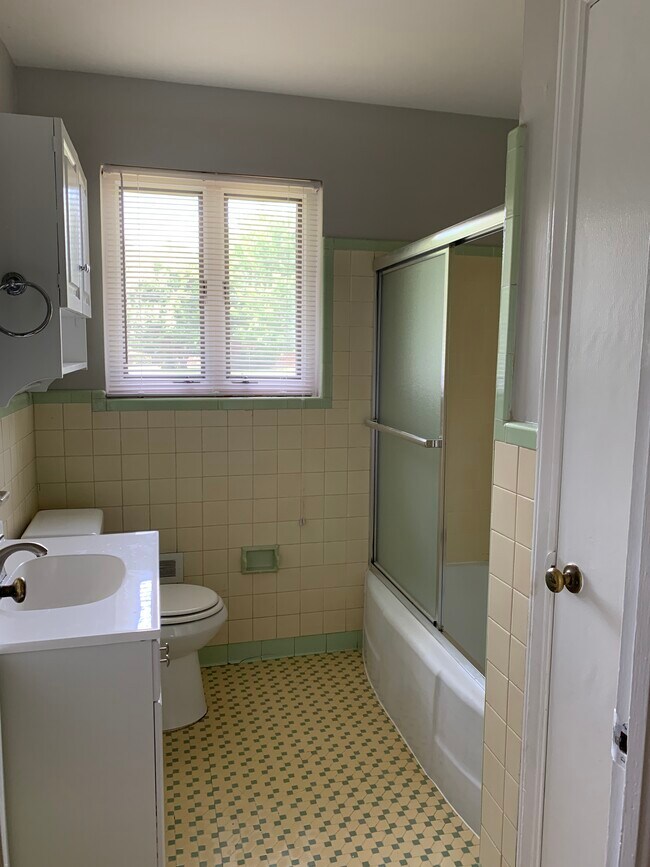 Building Photo - 1630 Peachtree Road