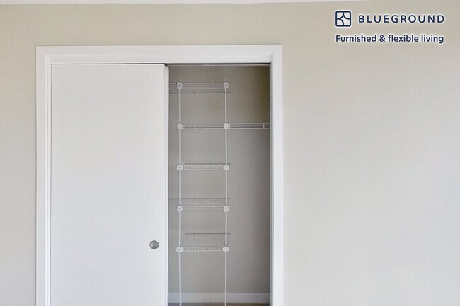 Building Photo - 77 Exeter St