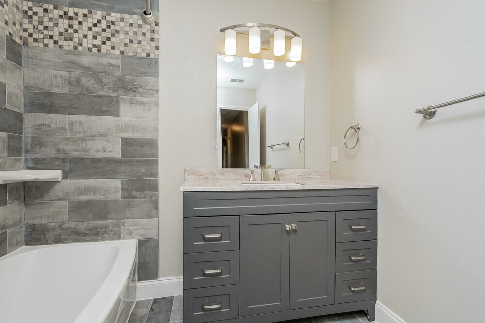 Building Photo - 1704 Chesterwood Dr