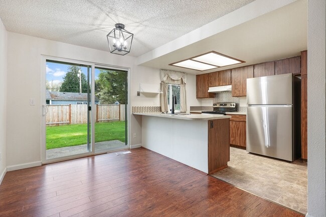 Building Photo - Tumwater rambler with 3bdrms 1.75 baths 2 ...