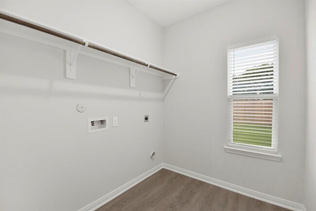 Building Photo - 2613 Randolph Rd