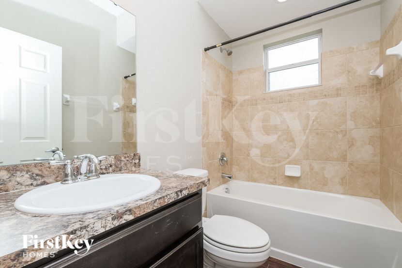 Building Photo - 5276 White Egret Ln