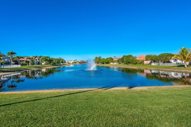 Building Photo - 102 Ibisca Terrace