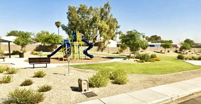 Building Photo - 12751 W Ocotillo Rd