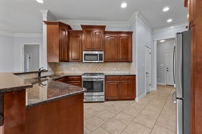 Building Photo - 495 Half Moon Ct