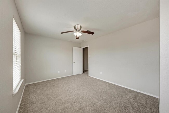 Building Photo - 1302 Casa Blanca Cove