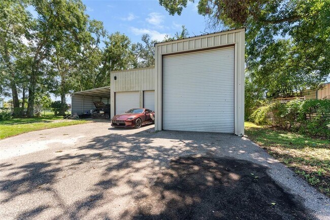 Building Photo - 7911 Lovegren Ln