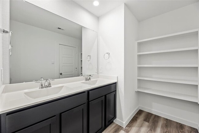 Building Photo - 3217 Rainwood Gate Dr