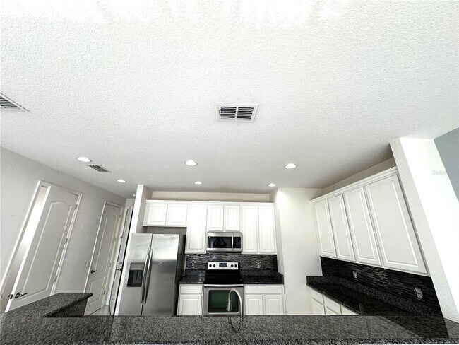 Building Photo - 8474 Kelsall Dr