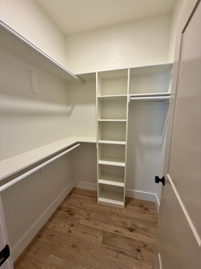 Building Photo - 509 Waggoner Ln