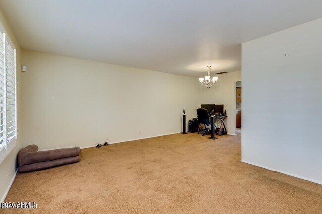 Building Photo - 1536 E Gemini Dr