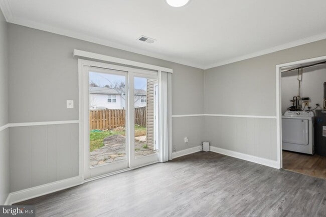 Building Photo - 9490 Mooregate Ct