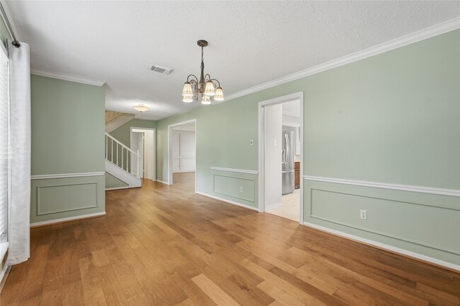 Building Photo - 3823 Village Oaks Dr