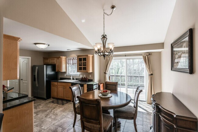 Building Photo - 953 Pebble Beach Cir
