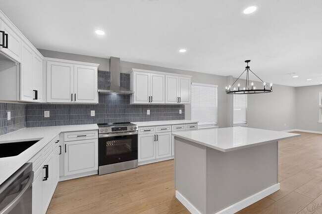 Building Photo - 13291 Guerin Dr