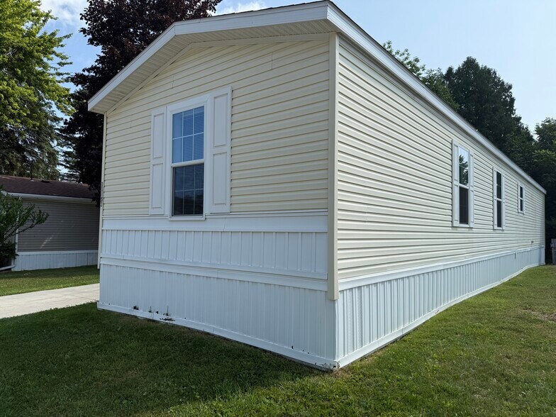 Building Photo - 11853 Cascade Cir