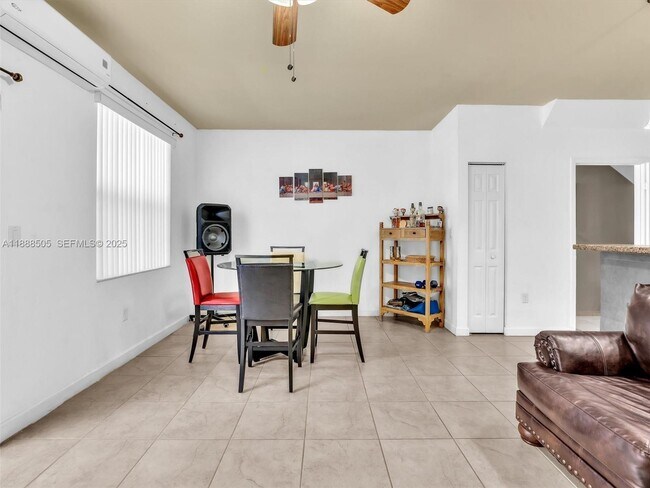 Building Photo - 8926 W 35th Ct