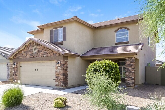 Building Photo - 3007 W La Salle St