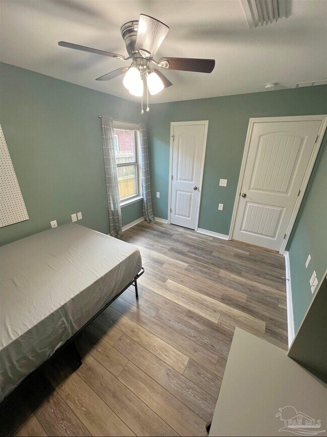 Building Photo - 5798 Corkscrew Ct