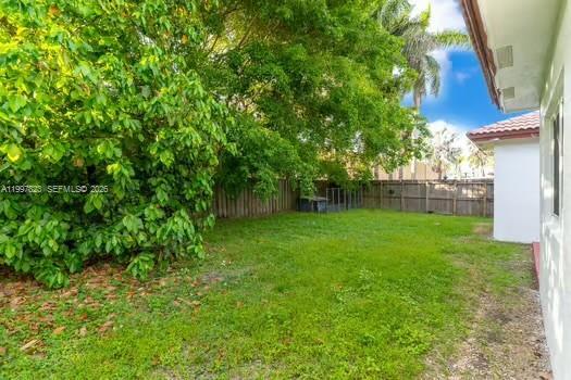 Building Photo - 4127 NE 30th St