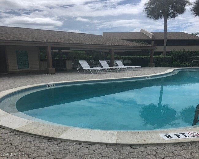 Building Photo - 64 4th St