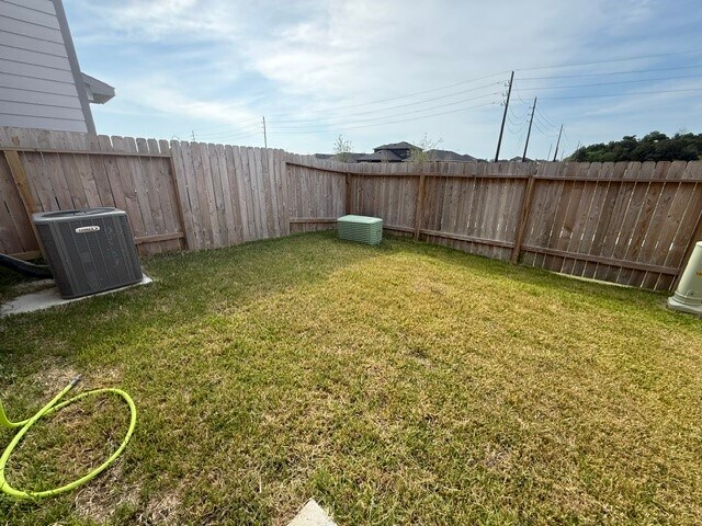 Building Photo - 922 Moon Drop Ln