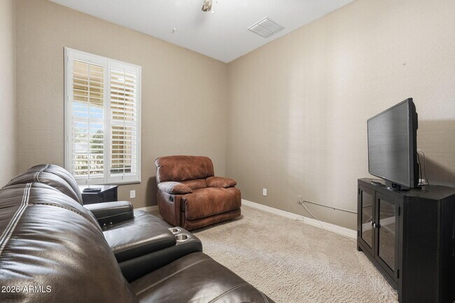 Building Photo - 4908 S Figueroa Ln