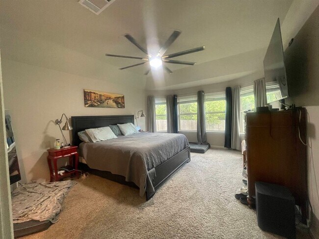 Building Photo - 10741 Yellowtail Blvd