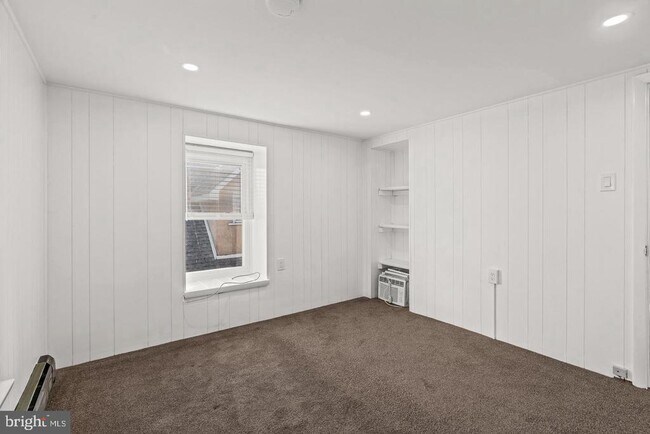 Building Photo - 316 Parsons Ave