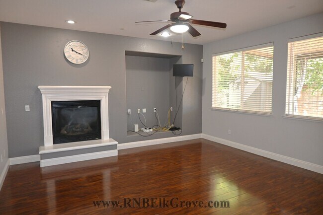 Building Photo - 6917 Riqueza Ct