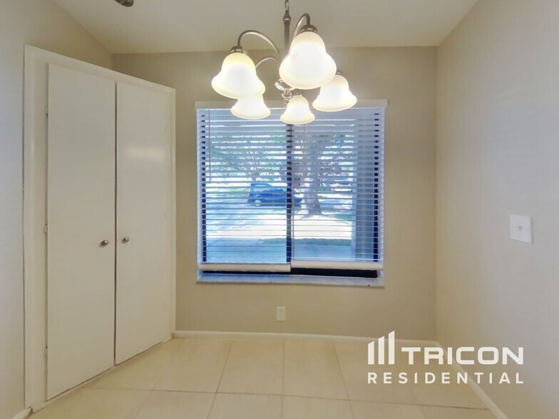 Building Photo - 12318 Cloverstone Dr
