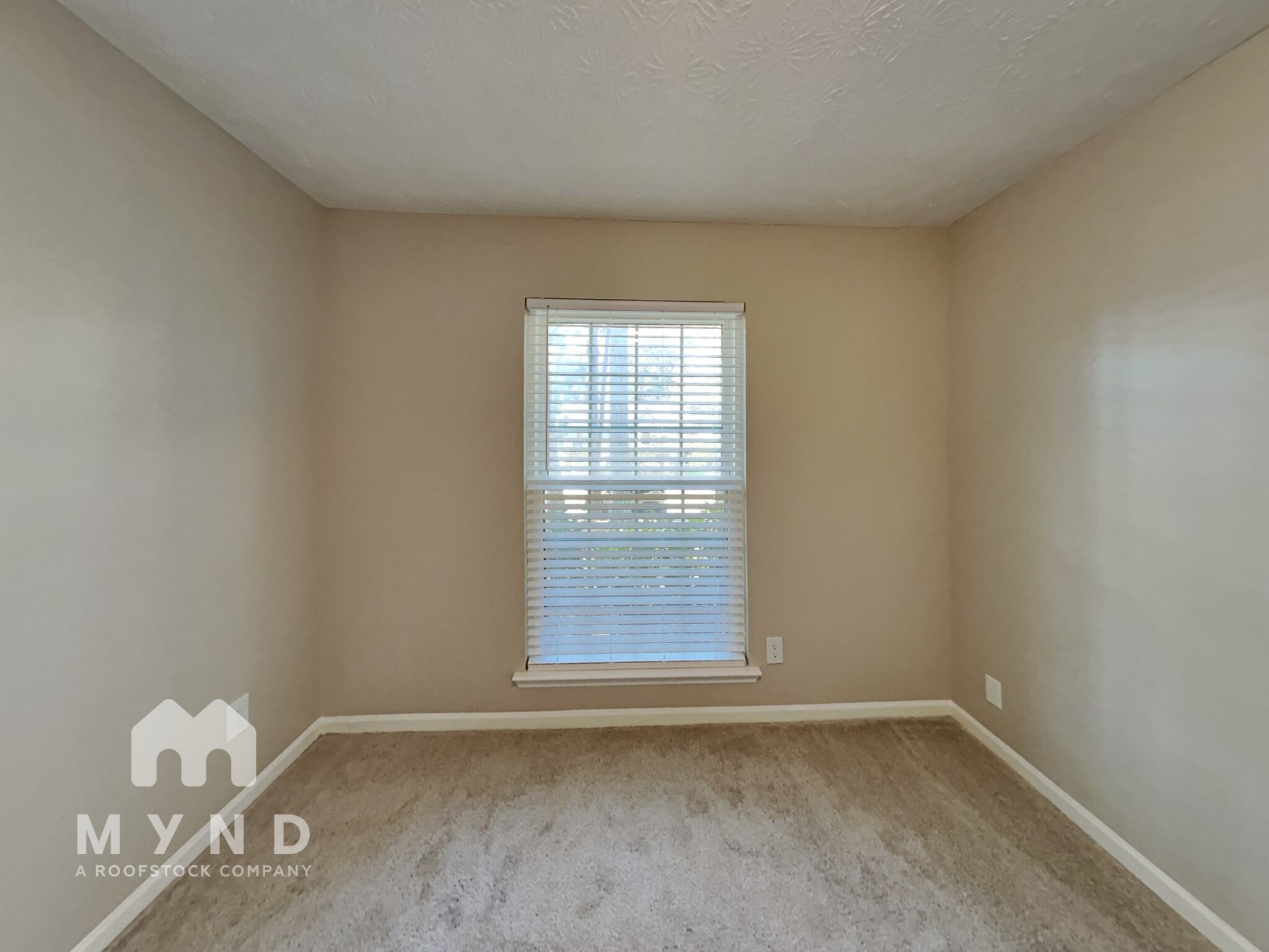 Building Photo - 264 Fennel Wy SW