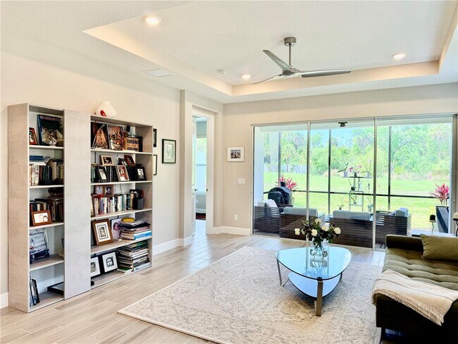 Building Photo - 6111 Mesa Gln