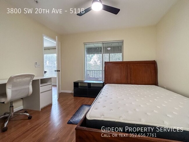 Building Photo - 3800 SW 20th Ave