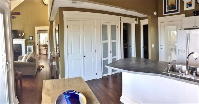 Building Photo - 488 Cedar Walk