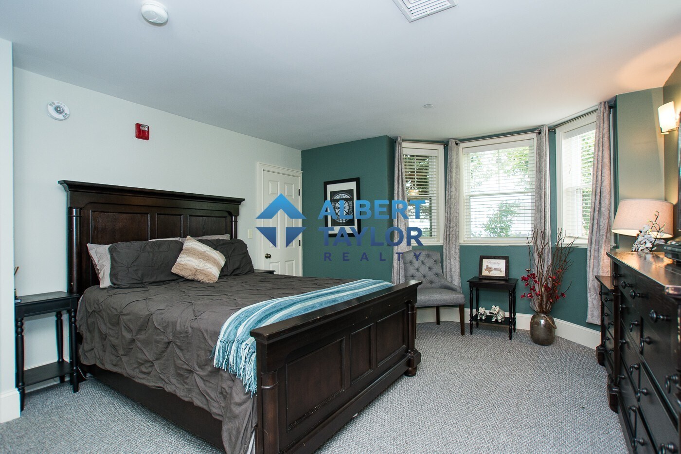 Building Photo - 111 Pleasant St