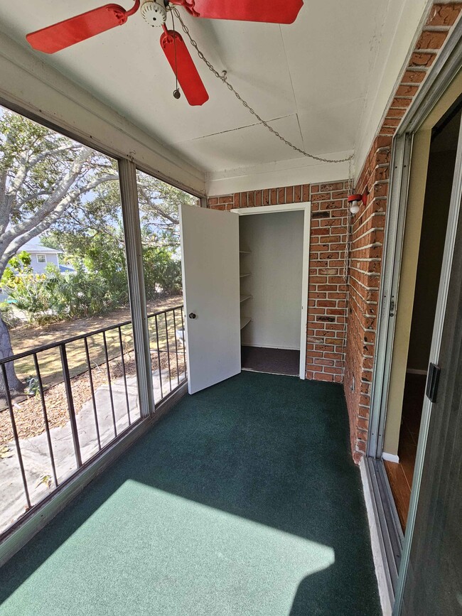 Building Photo - 8490-8413 13th St N