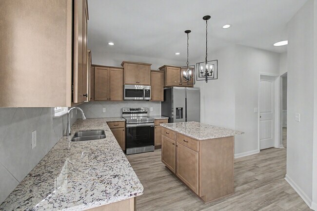Building Photo - 319 Herty Ln