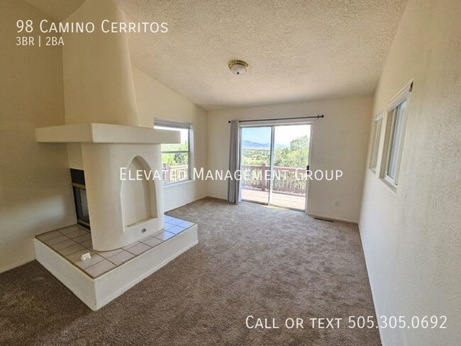 Building Photo - 98 Camino Cerritos