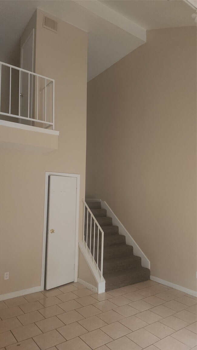 Building Photo - 12223 Wild Pine Dr