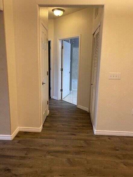 Building Photo - 2672 S Cathay Way