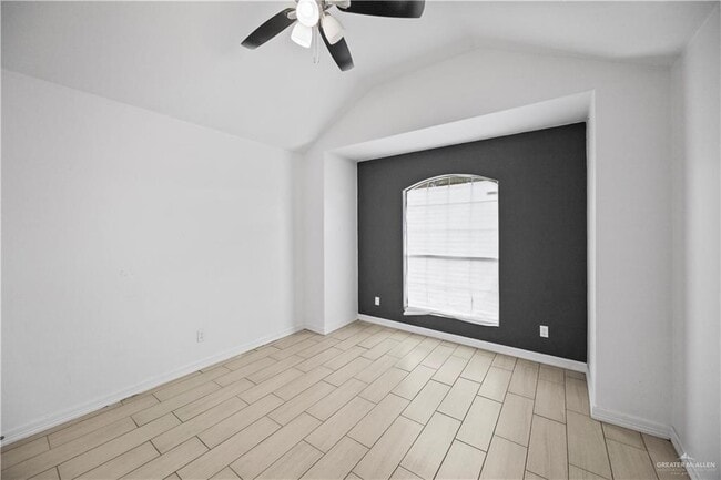 Building Photo - 4601 Thunderbird Ave