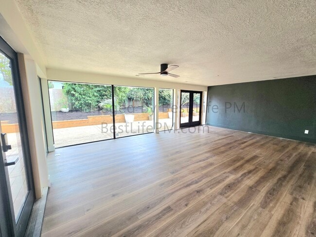 Building Photo - 150 Narain Ct