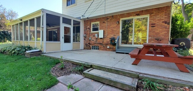 Building Photo - 1478 Kingwood St