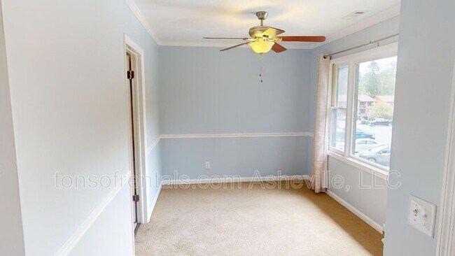 Building Photo - 1767D Haywood Manor Road