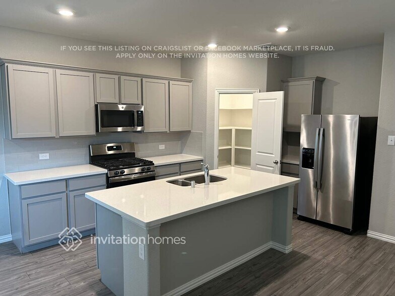 Building Photo - 14833 Grey Feather Trail